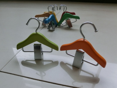 宠物衣架的精致选择 桂林四方衣架集团产品详解